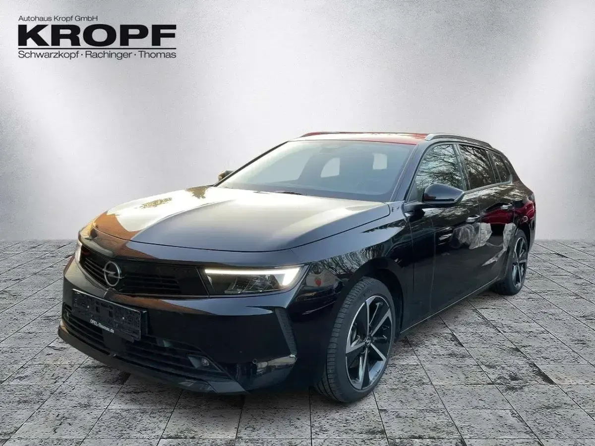 Gebraucht Opel Astra Elegance 131 PS (96 kW) 2023 Lackierung schwarz perla nera/ Kombi