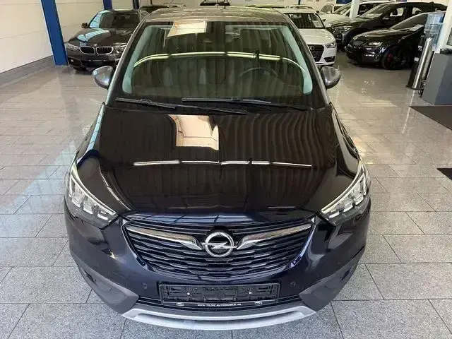 Gebraucht Opel Crossland X 110 PS (80 kW) 2018 Tiefseeblau/darkmoon blue SUV