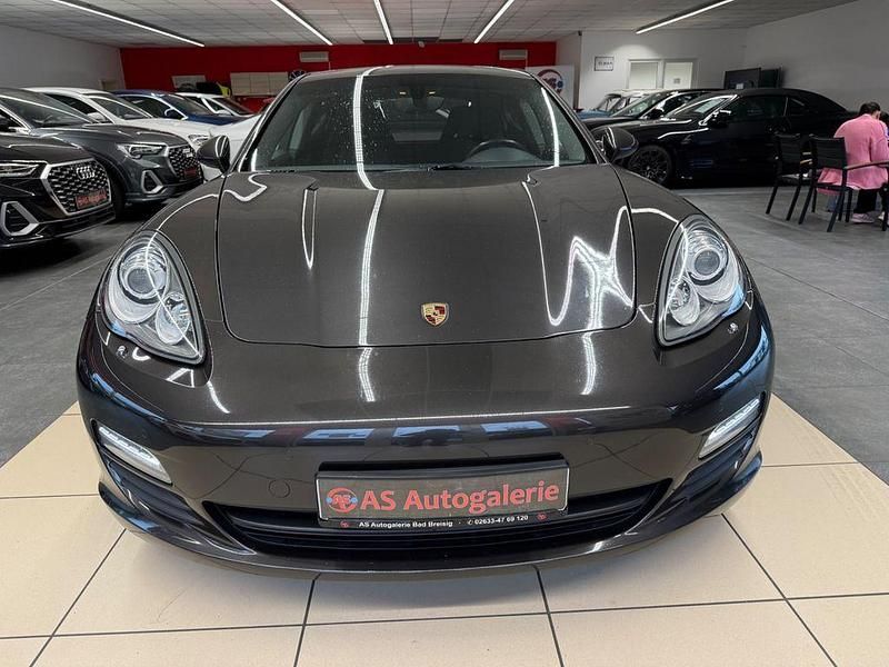 Gebraucht Porsche Panamera 299 PS (219 kW) 2011 Grau Kleinwagen