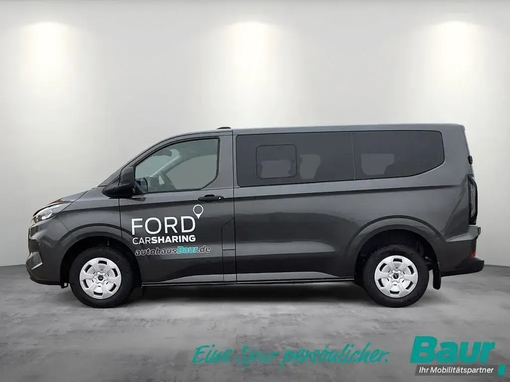 Gebraucht Ford Transit Custom Trend 136 PS (100 kW) 2025 Grau Van / Kleinbus