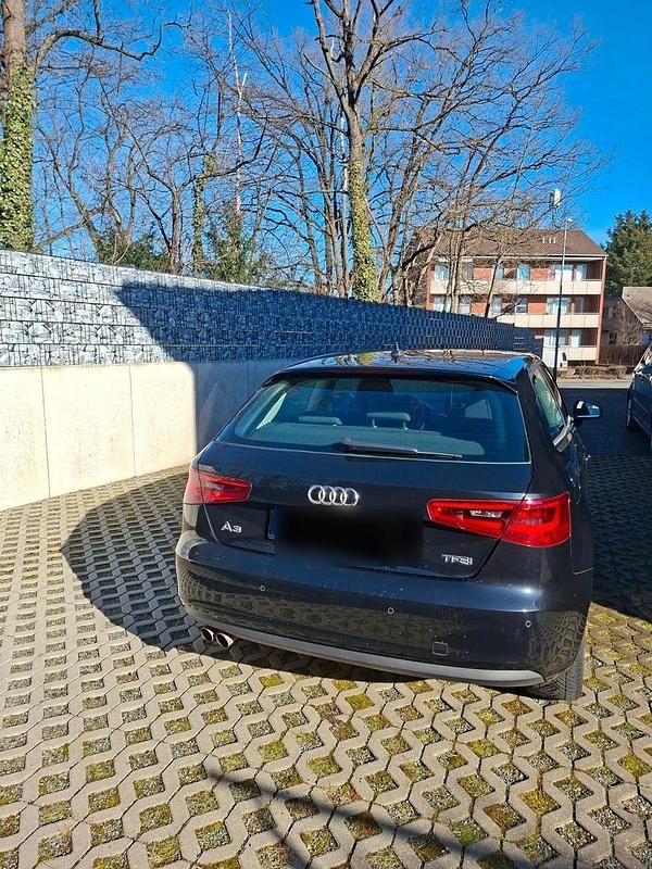 Gebraucht Audi A3 Ambition 125 PS (91 kW) 2013 Schwarz Limousine