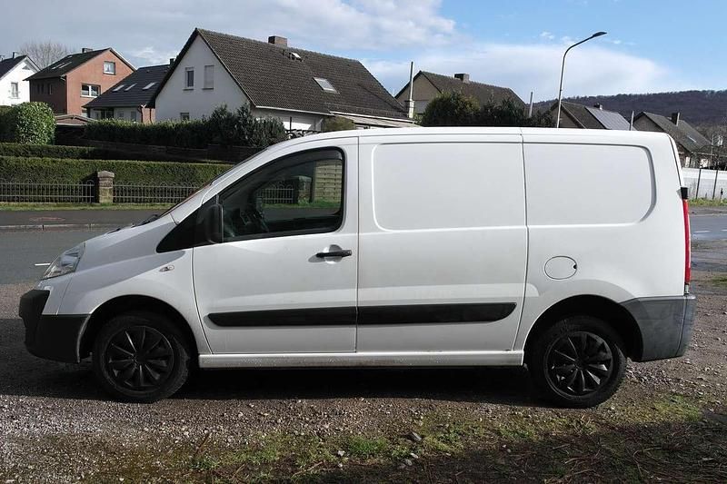 Gebraucht Peugeot Expert 90 PS (66 kW) 2014 Other Van