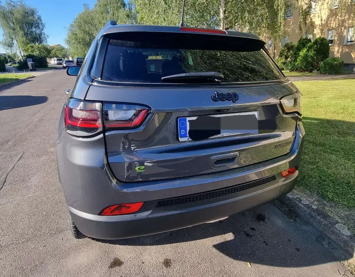 Gebraucht Jeep Compass Night Eagle 131 PS (96 kW) 2023 Grau SUV