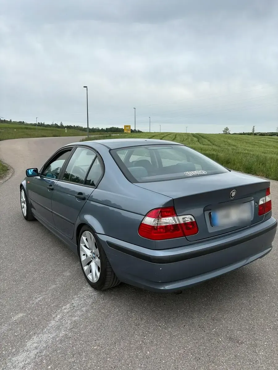 Brugt BMW 320 150 HK (110 kW) 2002 Blå Sedan