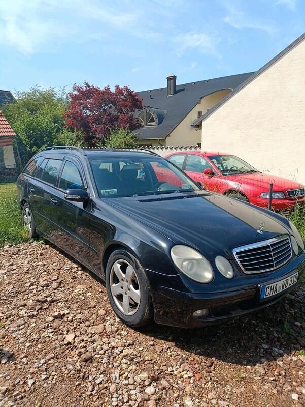 Schwarz Gebraucht 2005 Mercedes E220 Kombi | 1.299 € (Fairer Preis) - Bild 1/4