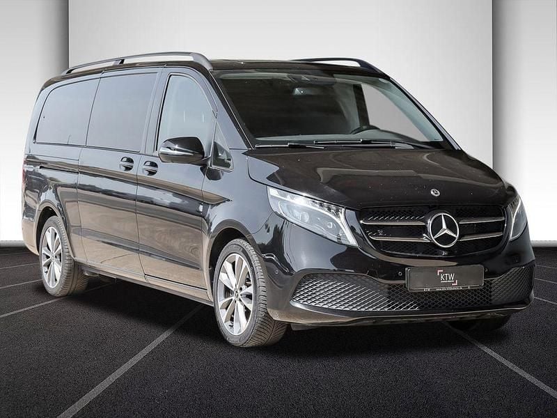 Gebraucht Mercedes V300 Avantgarde 237 PS (174 kW) 2023 Schwarz Van / Kleinbus