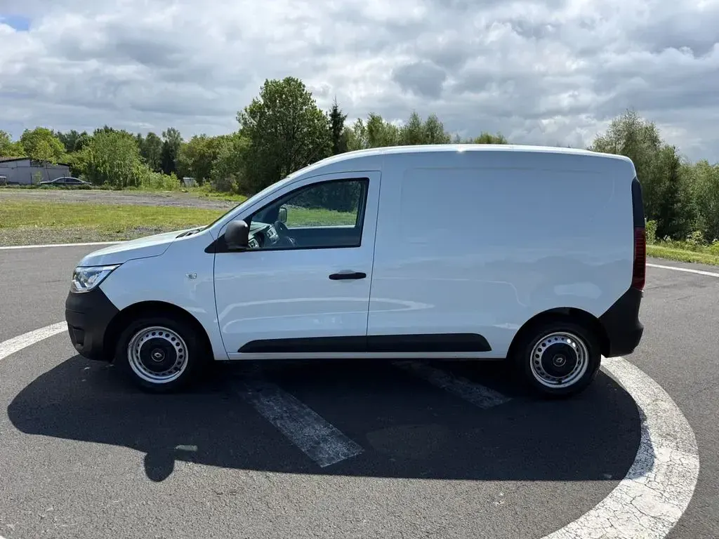 Używany Renault Express 75 KM (55 kW) 2022 Biały Minivan
