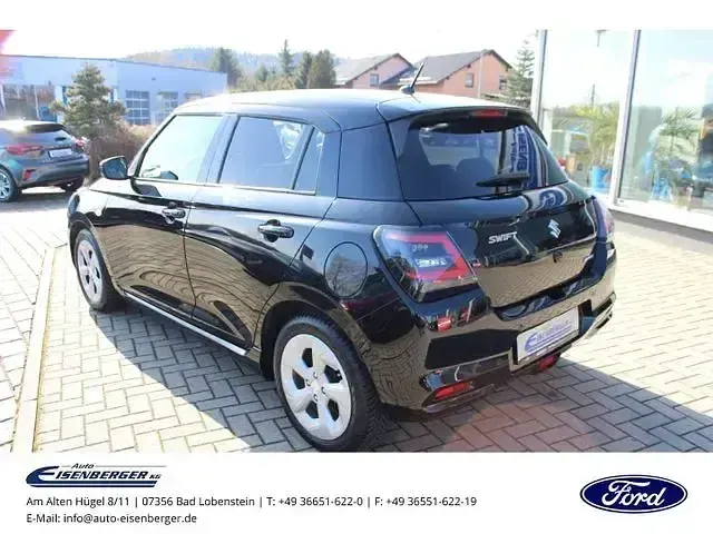 Gebraucht Suzuki Swift Comfort 83 PS (61 kW) 2025 Schwarz Kleinwagen