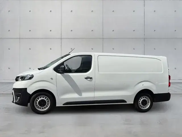 Gebraucht Toyota Proace 144 PS (105 kW) 2022 Weiß Van / Kleinbus