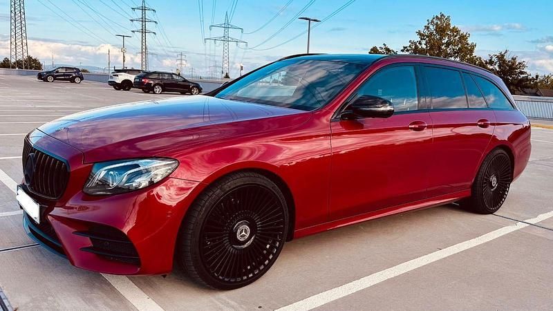 Gebraucht Mercedes 220 194 PS (142 kW) 2018 Rot Kombi