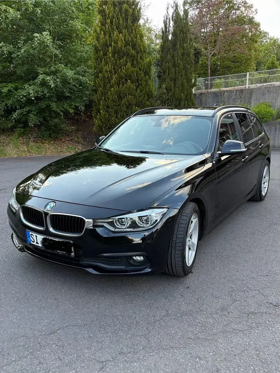 Gebraucht BMW 318 Sport Line 150 PS (110 kW) 2015 Schwarz Kombi