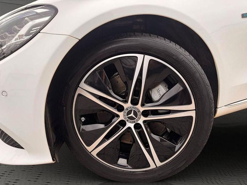 Gebraucht Mercedes C300e Avantgarde 306 PS (225 kW) 2020 Weiß Kombi