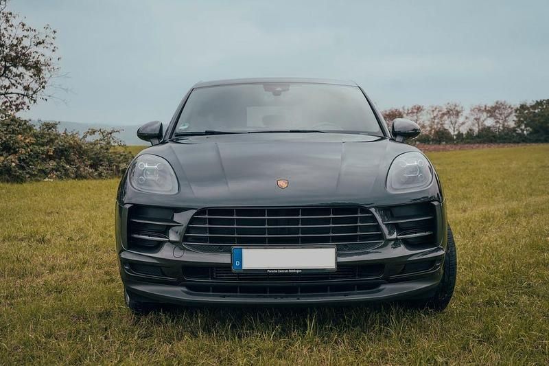 Gebraucht Porsche Macan 245 PS (180 kW) 2019 Grau SUV