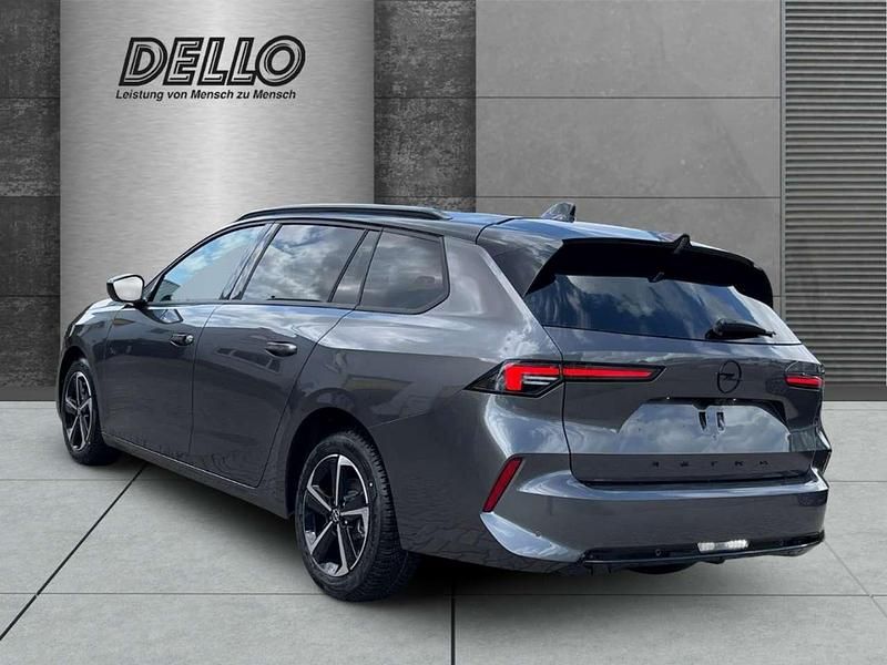 Neu Opel Astra 131 PS (96 kW) 2025 Vulkan grau Kombi
