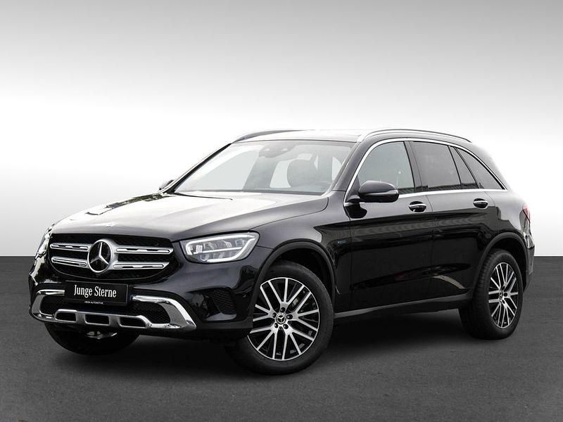 Gebraucht Mercedes GLC300e 320 PS (235 kW) 2021 Schwarz SUV