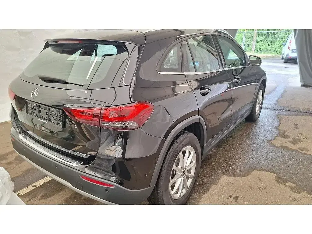 Gebraucht Mercedes GLA180 Style 116 PS (85 kW) 2022 Schwarz SUV