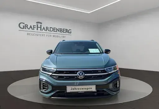 Second-hand VW T-Roc R-line 190 CP (139 kW) 2023 Albastru SUV