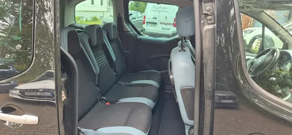 Gebraucht Citroën Berlingo SELECTION 92 PS (67 kW) 2014 Schwarz Van / Kleinbus