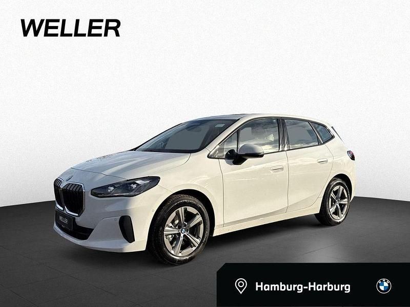 Alpinweiss iii (weiß) Gebraucht 2024 BMW 223 Active Tourer Comfort Edition Van / Kleinbus | 36.790 € (Superpreis) - Bild 1/4