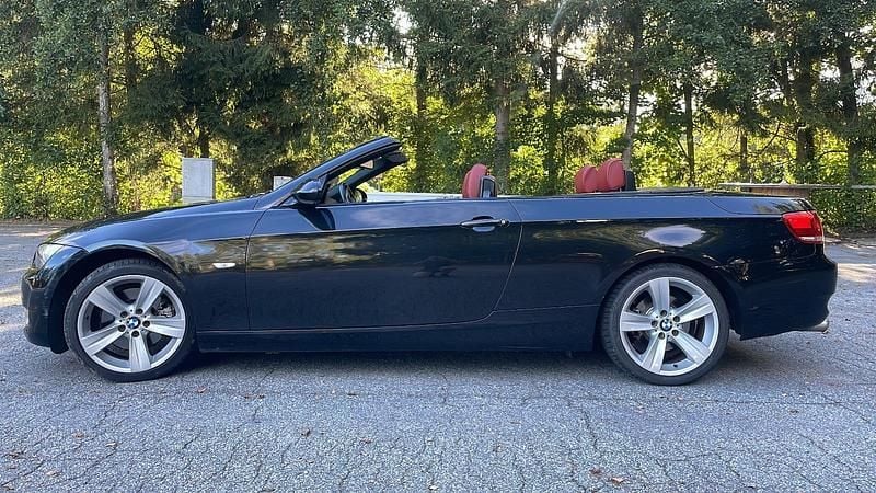 Gebraucht BMW 325 Cabriolet 218 PS (160 kW) 2008 Schwarz Cabrio