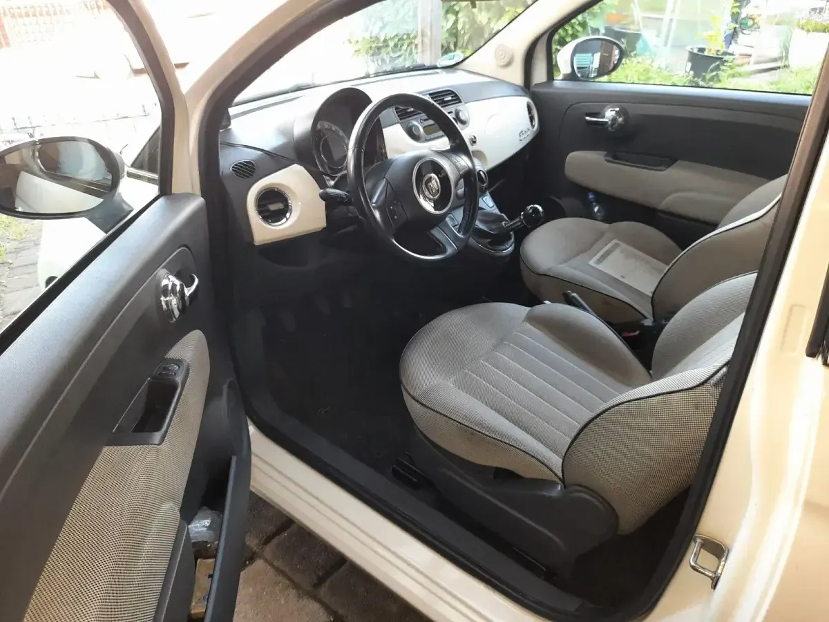 Gebraucht Fiat 500 Lounge 101 PS (74 kW) 2008 Weiß Kleinwagen