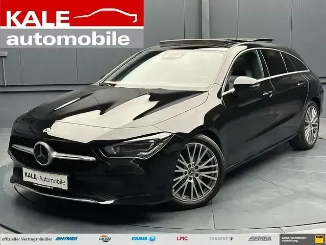 Gebraucht Mercedes CLA200 Shooting Brake 150 PS (110 kW) 2023 Schwarz Kombi