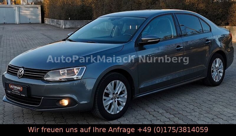 Grau Gebraucht 2014 VW Jetta Life Limousine | 8.990 € (Etwas zu teuer) - Bild 1/4