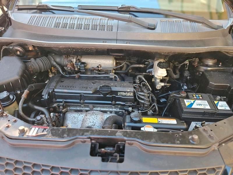 Gebraucht Hyundai Matrix 105 PS (77 kW) 2009 Schwarz Van / Kleinbus