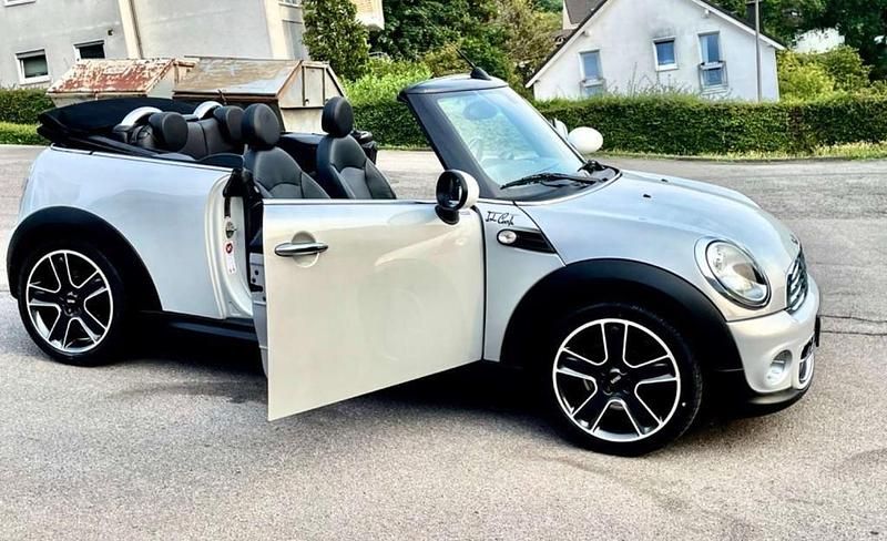 Gebraucht Mini Cooper Cabriolet 122 PS (89 kW) 2010 Weiß Cabrio