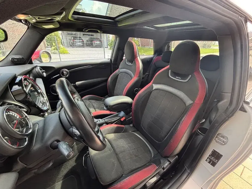 Gebraucht Mini John Cooper Works 231 PS (169 kW) 2018 Weiß Kleinwagen