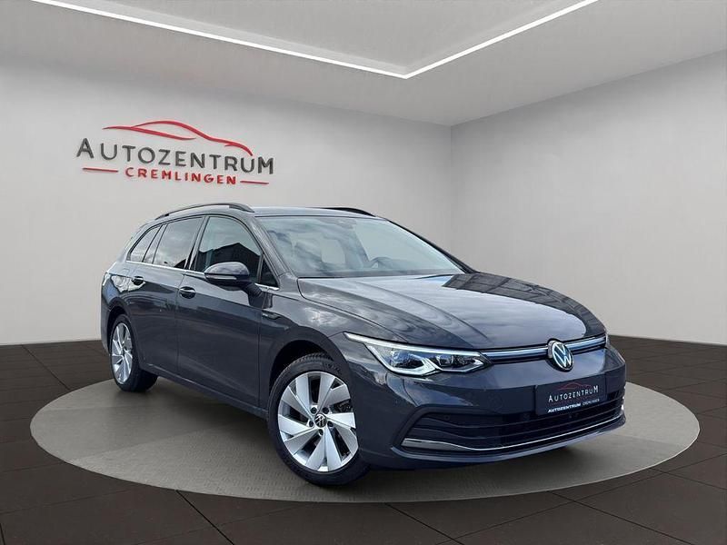 Gebraucht VW Golf VIII Style 150 PS (110 kW) 2022 Grau Kombi