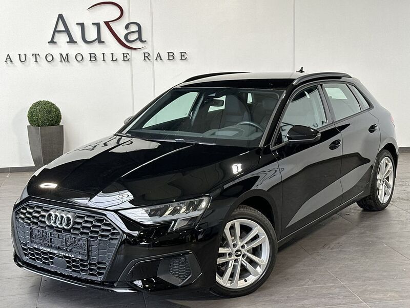 Brillantschwarz Gebraucht 2021 Audi A3 Sport Limousine | 26.749 € (Fairer Preis) - Bild 1/4