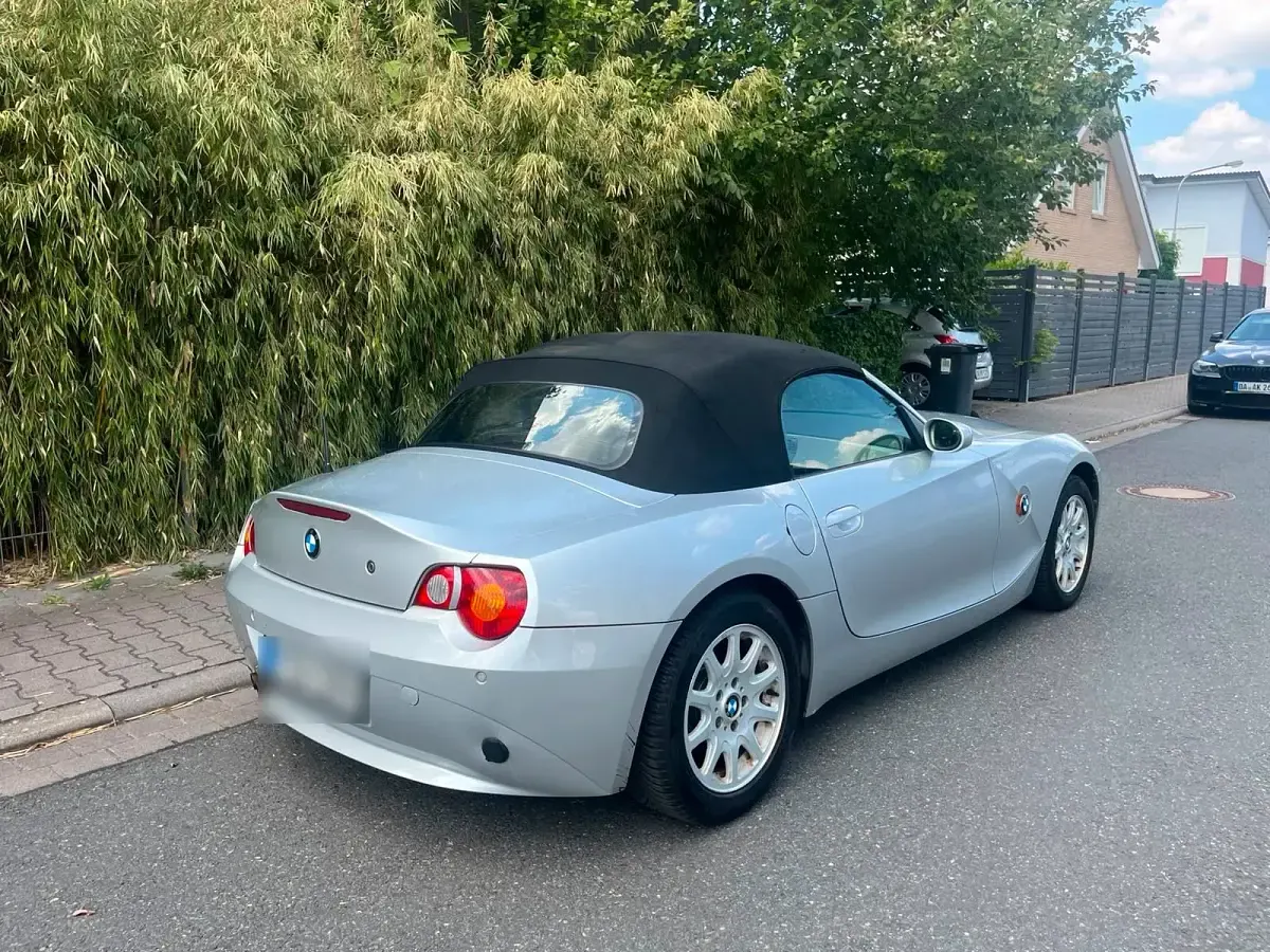 Gebraucht BMW Z4 191 PS (140 kW) 2004 Silber Cabrio