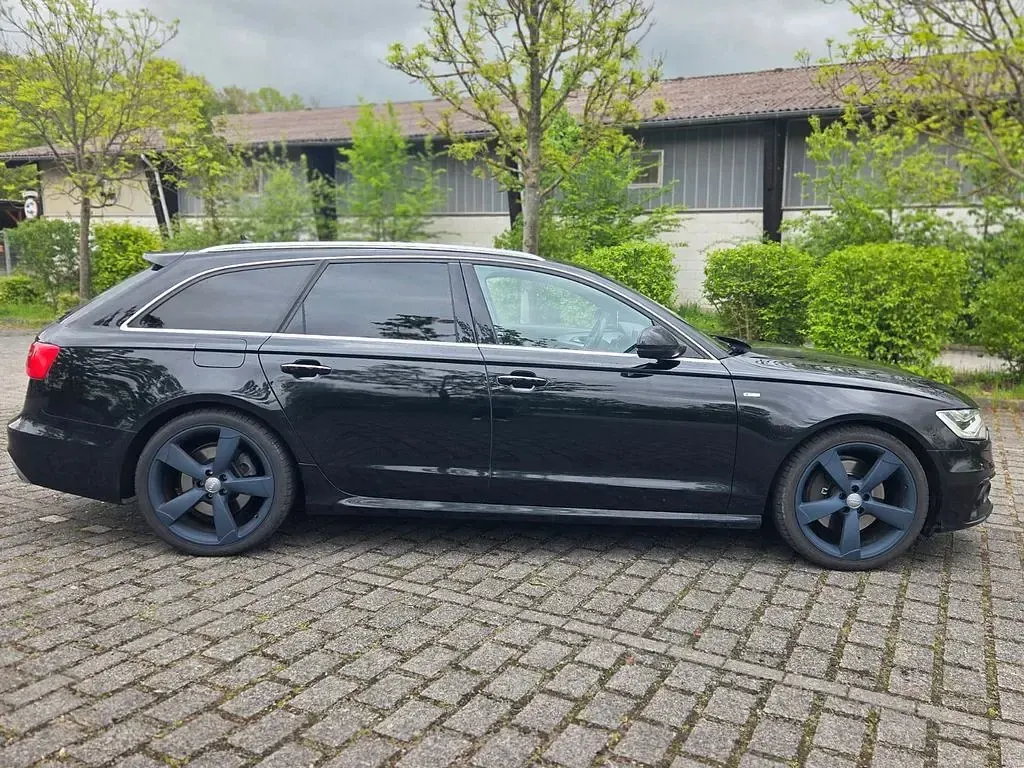 Usata Audi A6 Ambiente 245 CV (180 kW) 2014 Nero Station wagon