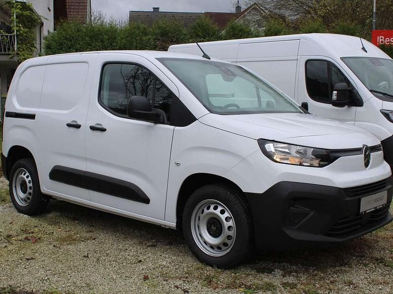 Gebraucht Citroën Berlingo 102 PS (75 kW) 2024 Lackierung weiss icy Van / Kleinbus