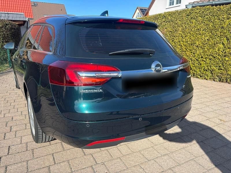 Gebraucht Opel Insignia Eco 140 PS (102 kW) 2017 Grün Kombi