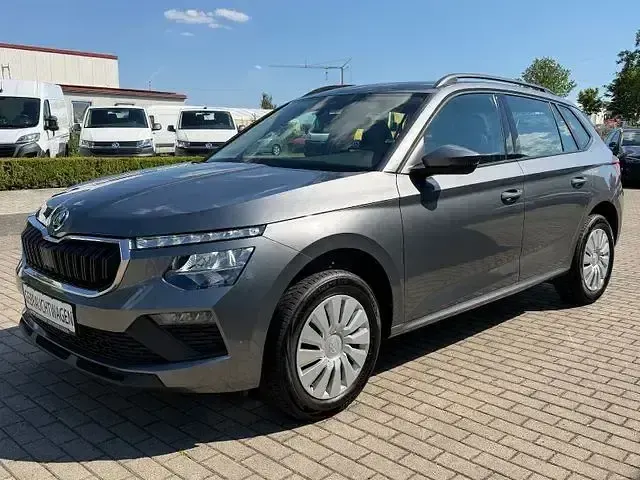 Gebraucht Skoda Kamiq Essence 95 PS (69 kW) 2024 Grau SUV