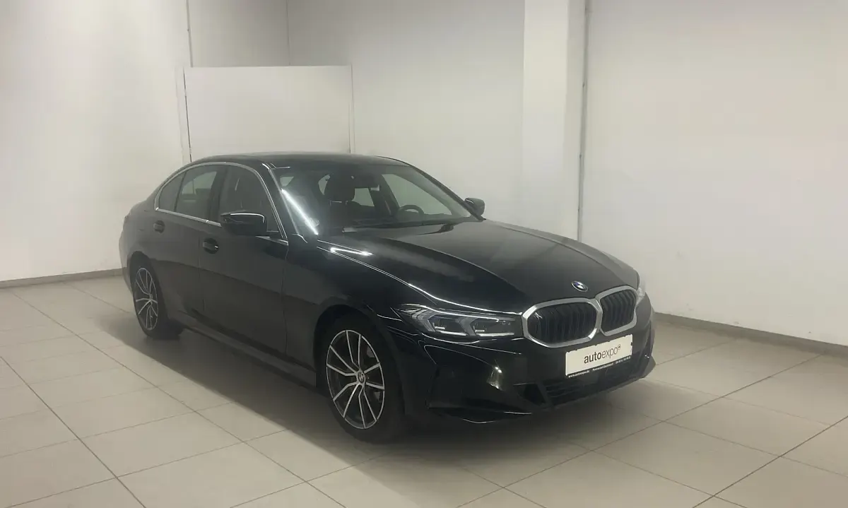 Gebraucht BMW 320 Sport Line 190 PS (139 kW) 2023 Limousine
