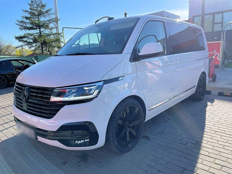 Second-hand VW Multivan 199 CP (146 kW) 2020 Alb Monovolum