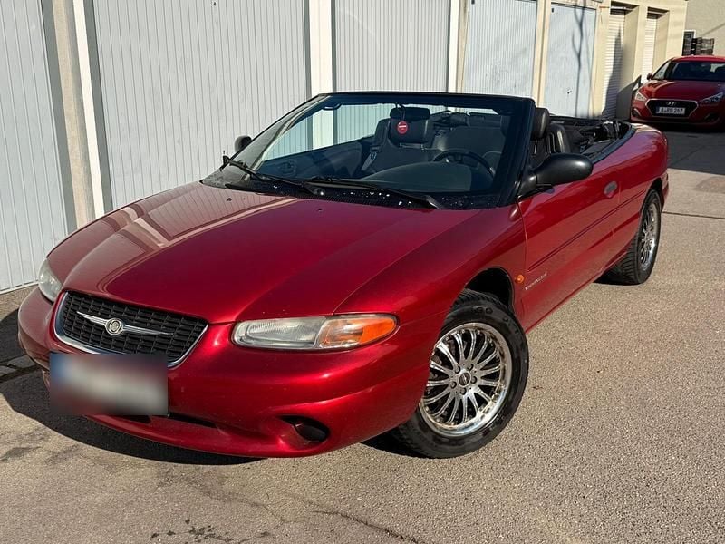 Gebraucht Chrysler Stratus 131 PS (96 kW) 1999 Rot Cabrio