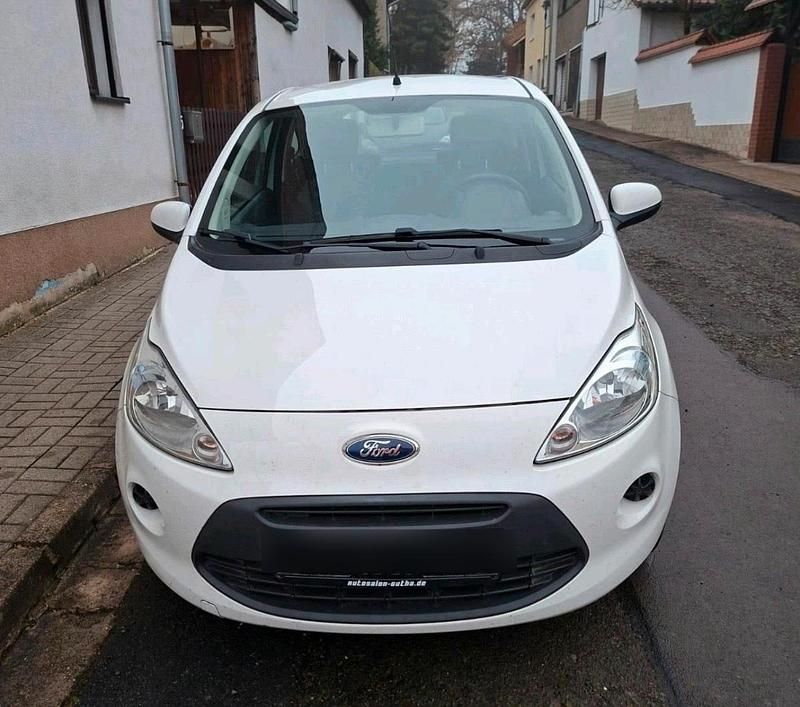 Gebraucht Ford Ka 69 PS (50 kW) 2014 Weiß Kleinwagen