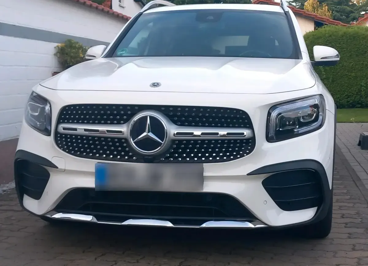 Gebraucht Mercedes GLB250 AMG line 224 PS (164 kW) 2022 Weiß SUV