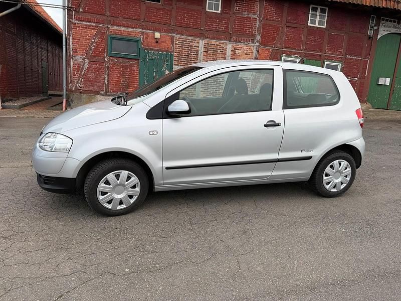 Gebraucht VW Fox 54 PS (39 kW) 2008 Silber Kleinwagen