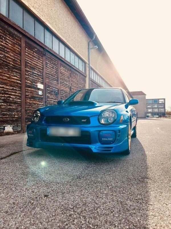 Blau Gebraucht 2002 Subaru Impreza Limousine | 24.999 € - Bild 1/4