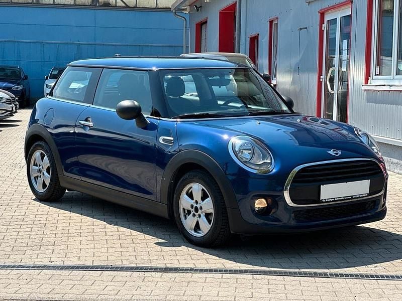 Gebraucht Mini ONE 102 PS (75 kW) 2017 Blau Kleinwagen