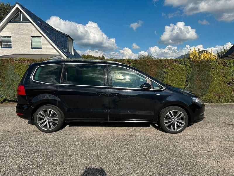 Schwarz Gebraucht 2014 VW Sharan Van / Kleinbus | 12.499 € (Fairer Preis) - Bild 1/4