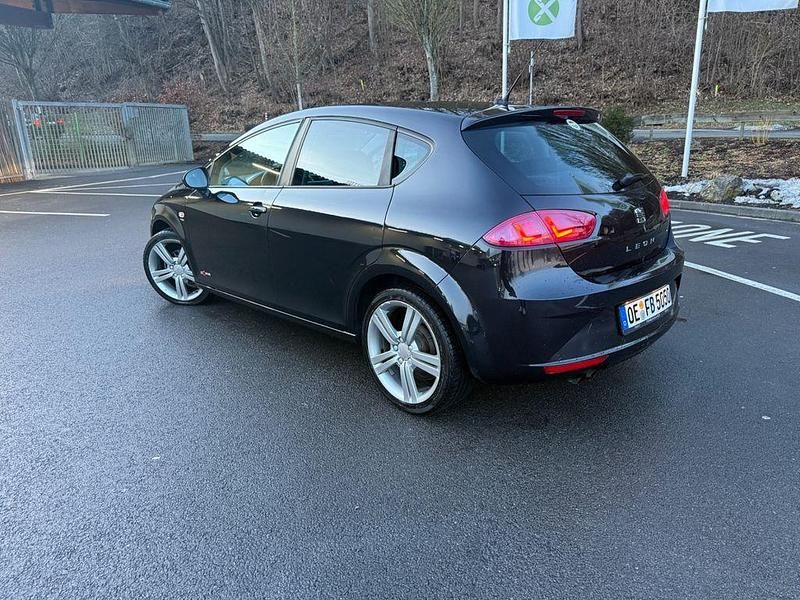 Gebraucht Seat Leon Copa 125 PS (91 kW) 2012 Schwarz Limousine