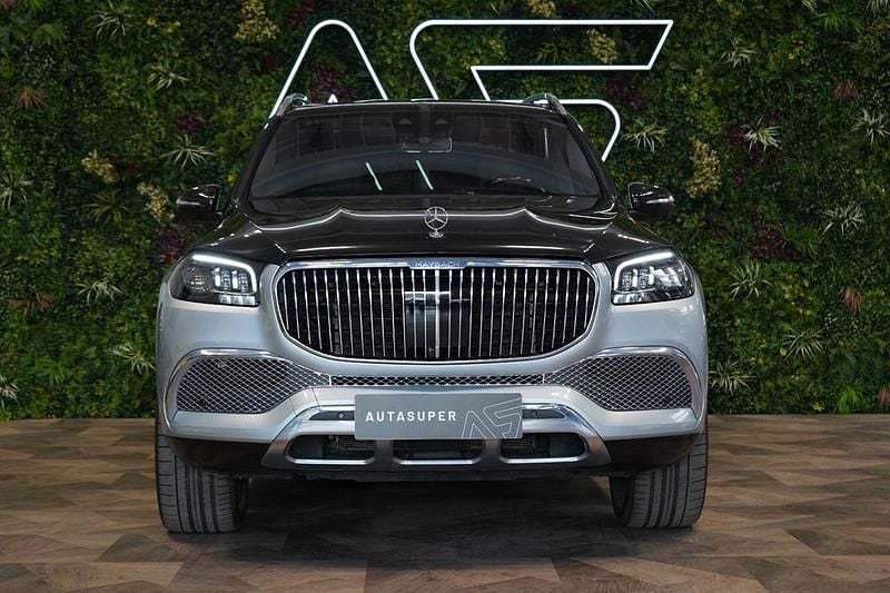 Gebraucht Mercedes GLS600 Maybach 557 PS (409 kW) 2024 Silber SUV