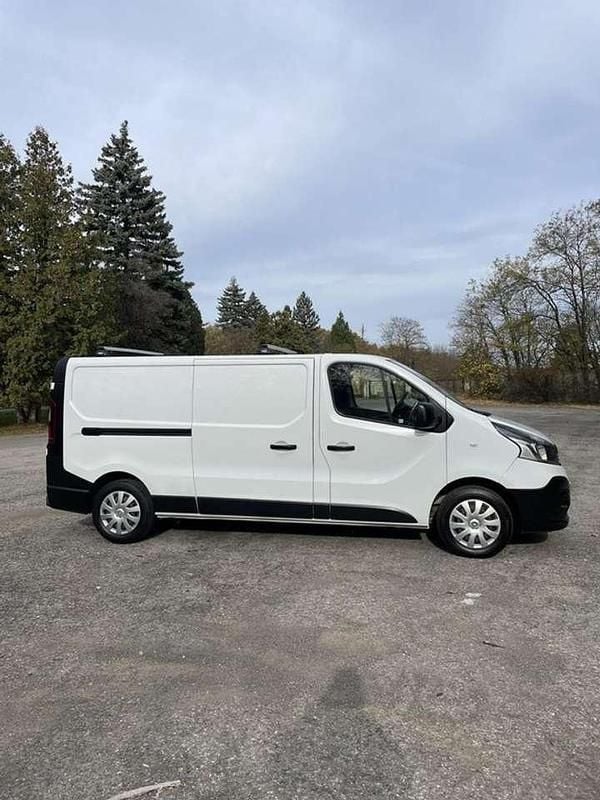 Gebraucht Renault Trafic Komfort 95 PS (69 kW) 2019 Weiß Van / Kleinbus