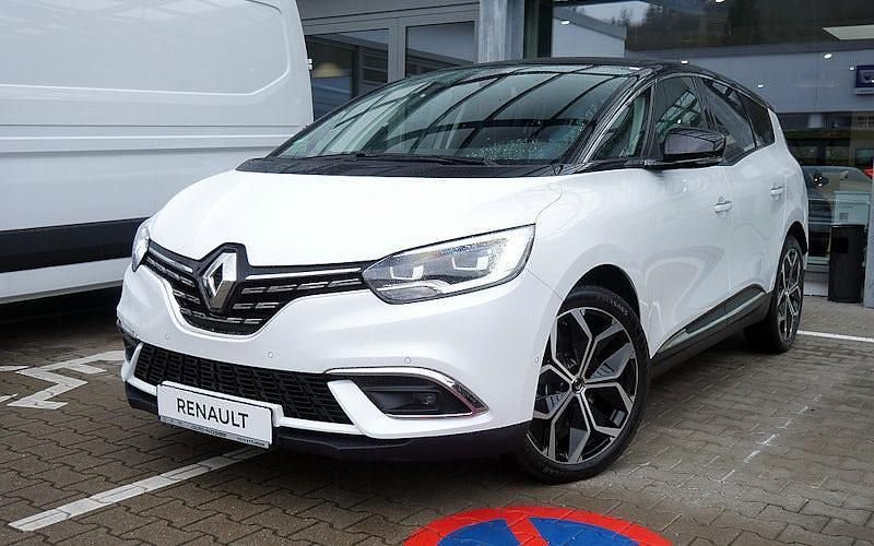 Weiß Gebraucht 2023 Renault Grand Scénic IV Techno Van / Kleinbus | 29.990 € (Etwas zu teuer) - Bild 1/4